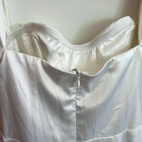 MORE TO COME Bella Off‎ Shoulder Dress in White dance bride bachelorette NWT - Picture 9 of 10